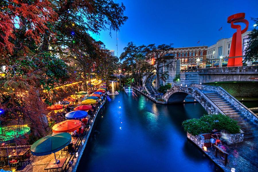La Villa By The Riverwalk San Antonio Eksteriør billede